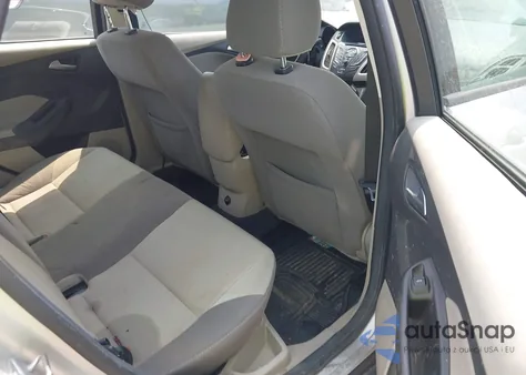 2014 Ford Focus Se из США, поврежденный, VIN 1FADP3F22EL245255